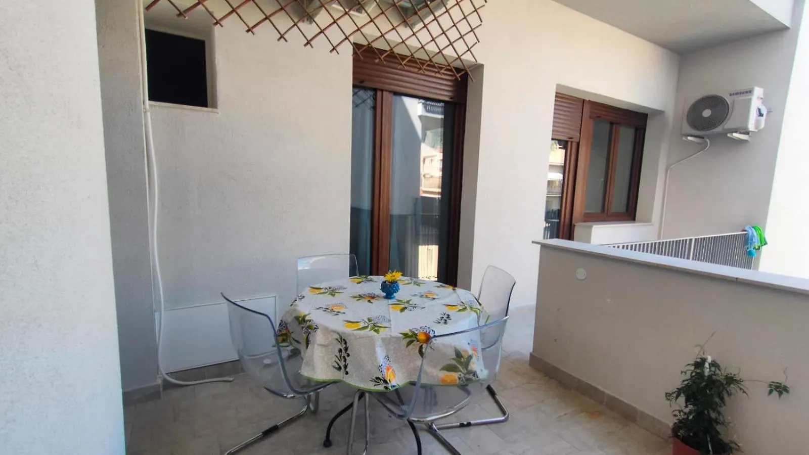 Utveggio View Apartment Палермо